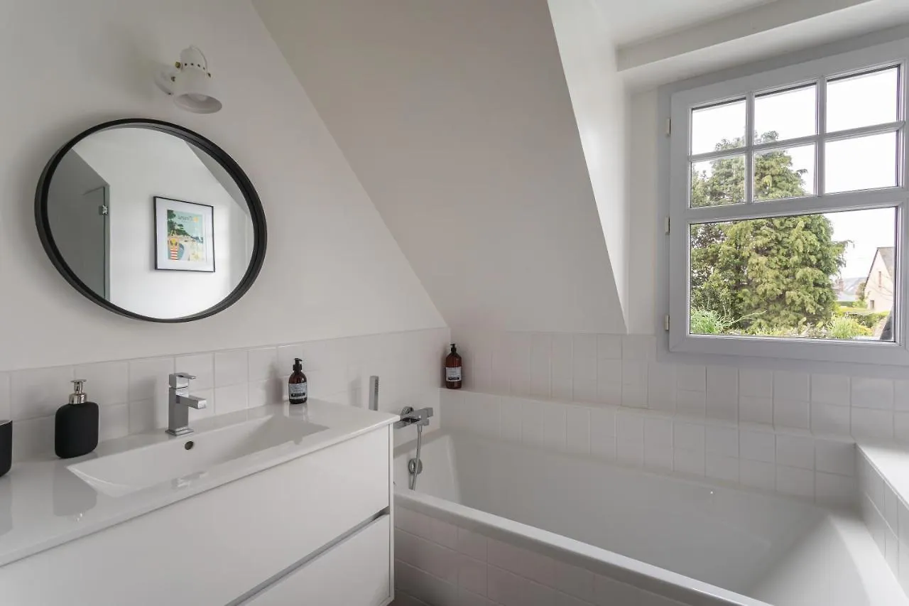 La Villa Des Rochettes - Charmante Maison Avec Piscine Et Jardin Dinard Francie